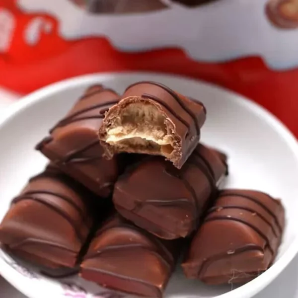 Kinder Bueno Minis 68pcs – Milk Chocolate with Hazelnut Filling